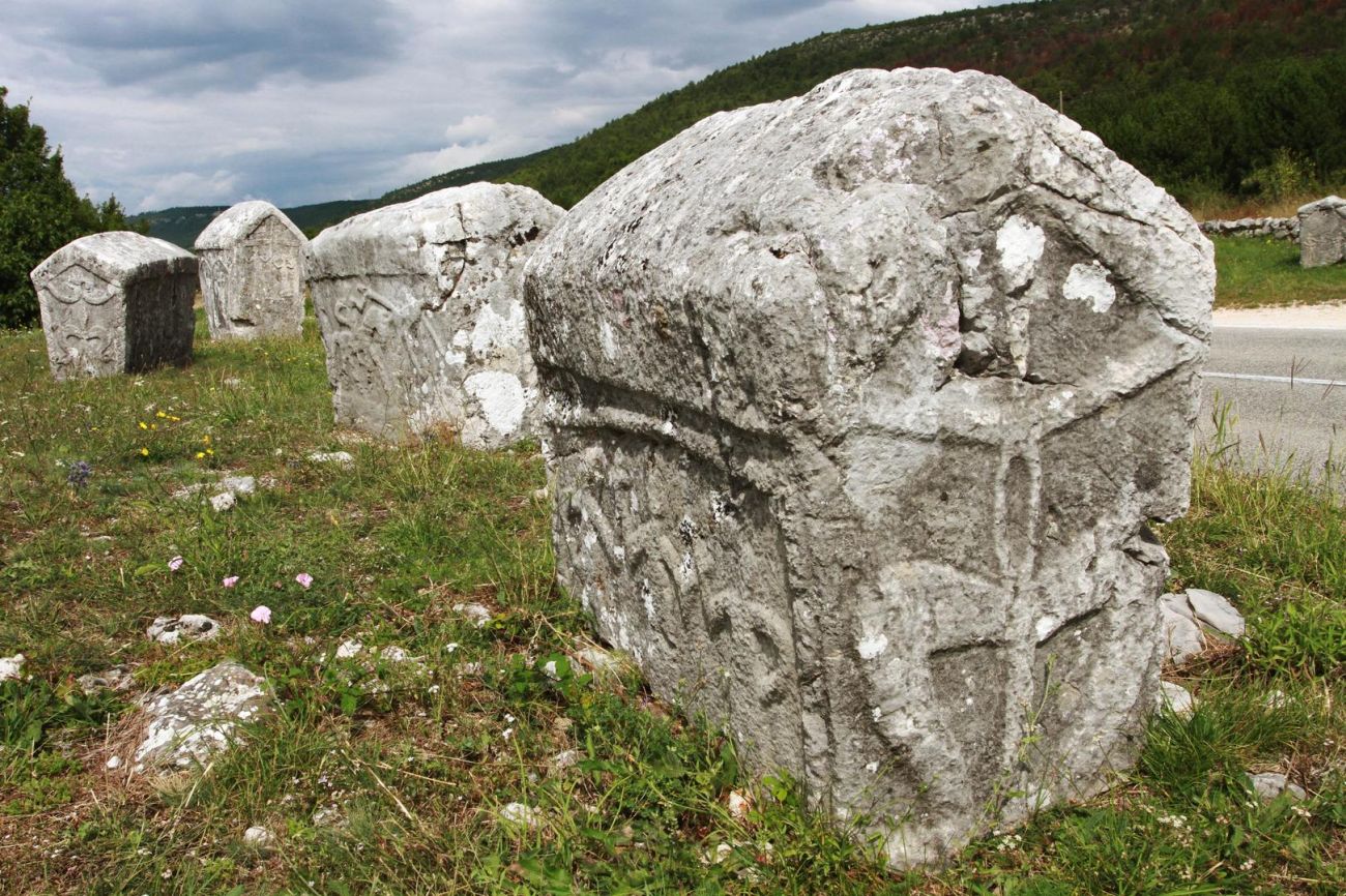 Tajanstvene vječne kuće - stećci